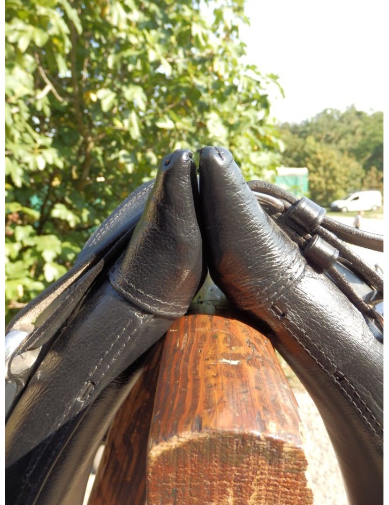 Collier en cuir ouvrable